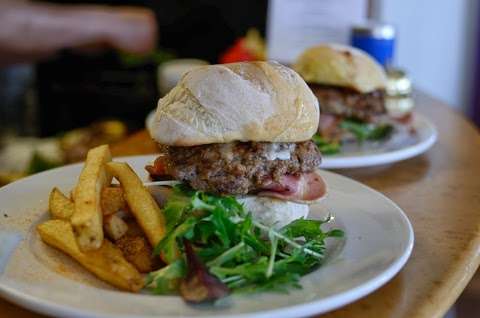 Photo: Red Hill Lookout Cafe & Bar